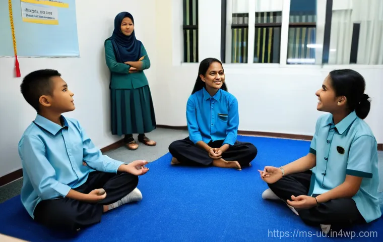 회복적 정의 실천의 사례 중심 교육 - **Restorative Justice Circle in a Malaysian School**
    A group of diverse Malaysian students, alon...